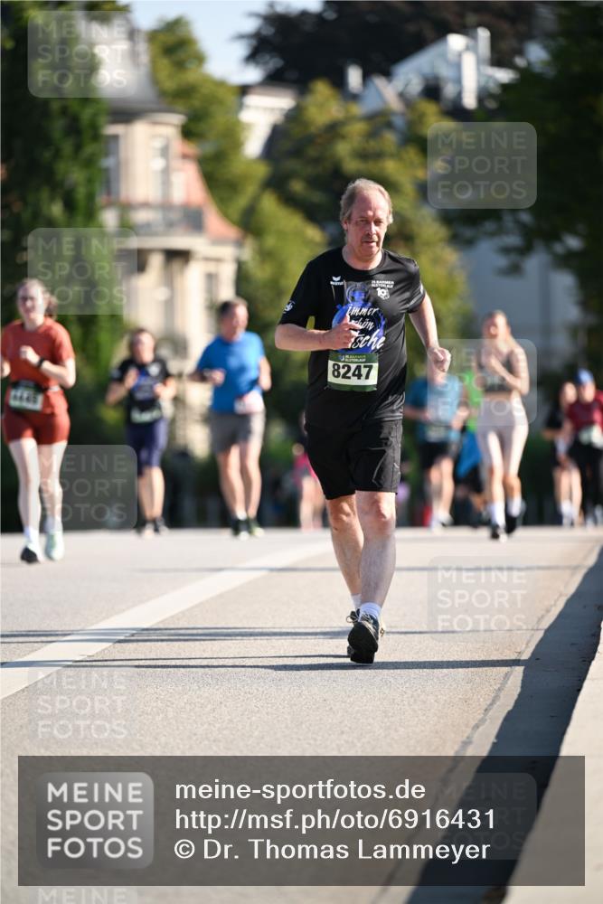 01.09.2024 - BARMER Alsterlauf Dr. Thomas Lammeyer http://msf.ph/oto/6916431 01.09.2024 09:48:56 Laufen 23, 8247 meine-sportfotos.de