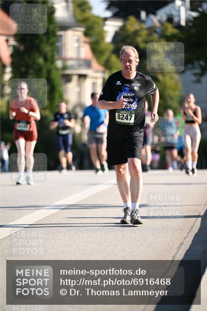 01.09.2024 - BARMER Alsterlauf Dr. Thomas Lammeyer http://msf.ph/oto/6916468 01.09.2024 09:48:57 Laufen 29, 10, 35, 8247 meine-sportfotos.de
