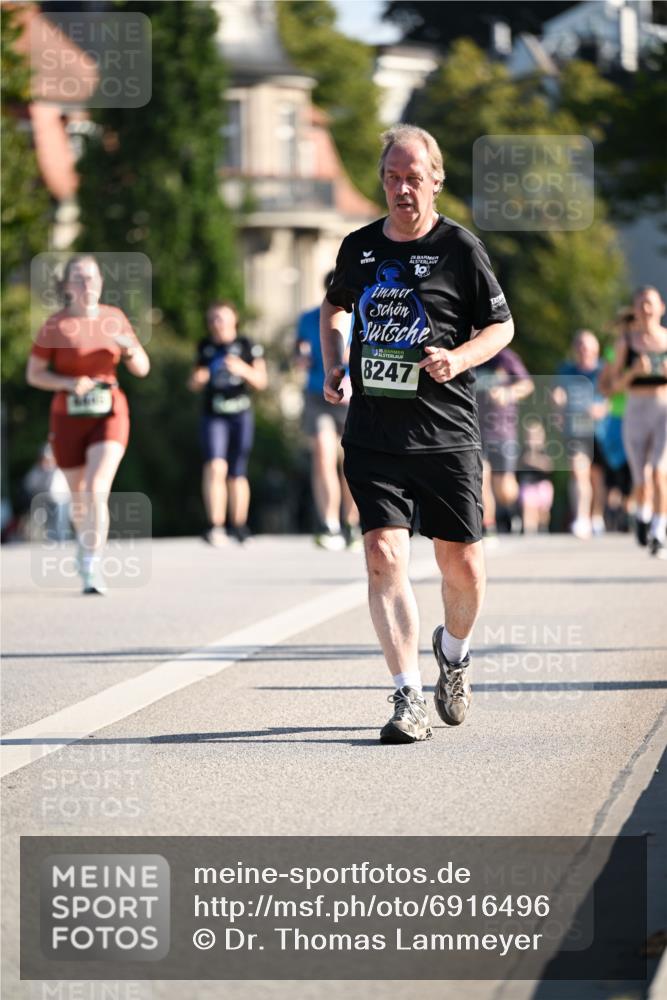 01.09.2024 - BARMER Alsterlauf Dr. Thomas Lammeyer http://msf.ph/oto/6916496 01.09.2024 09:48:57 Laufen 29, 10, 8247 meine-sportfotos.de