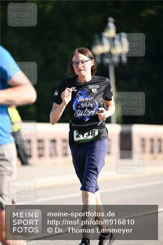 01.09.2024 - BARMER Alsterlauf Dr. Thomas Lammeyer http://msf.ph/oto/6916810 01.09.2024 09:49:10 Laufen 29, 2138, 911 meine-sportfotos.de