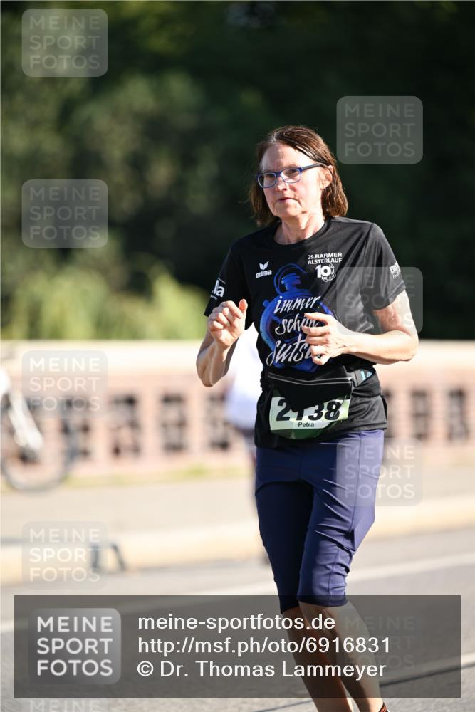 01.09.2024 - BARMER Alsterlauf Dr. Thomas Lammeyer http://msf.ph/oto/6916831 01.09.2024 09:49:10 Laufen 5, 29, 10, 2738 meine-sportfotos.de