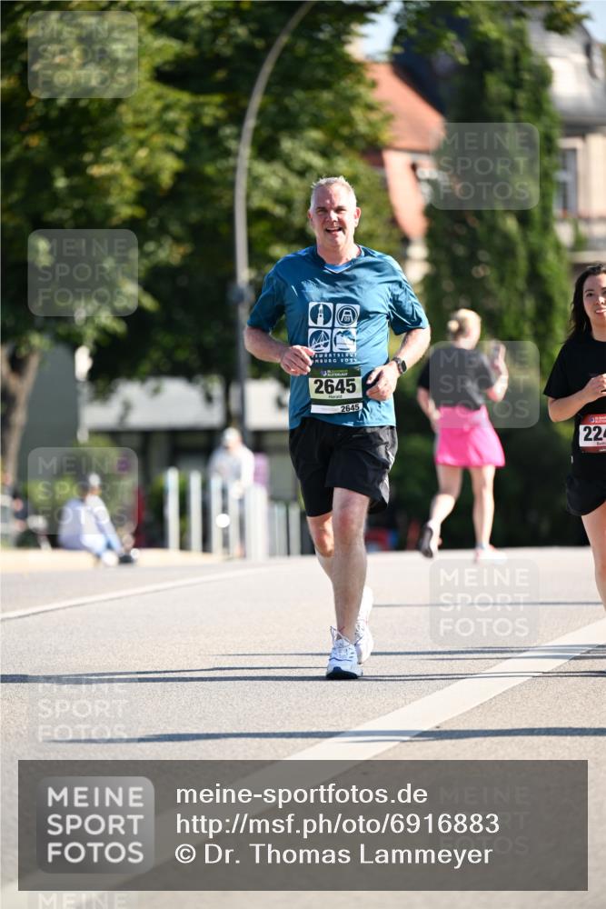 01.09.2024 - BARMER Alsterlauf Dr. Thomas Lammeyer http://msf.ph/oto/6916883 01.09.2024 09:49:12 Laufen 2024, 35, 2645, 2645, 22 meine-sportfotos.de
