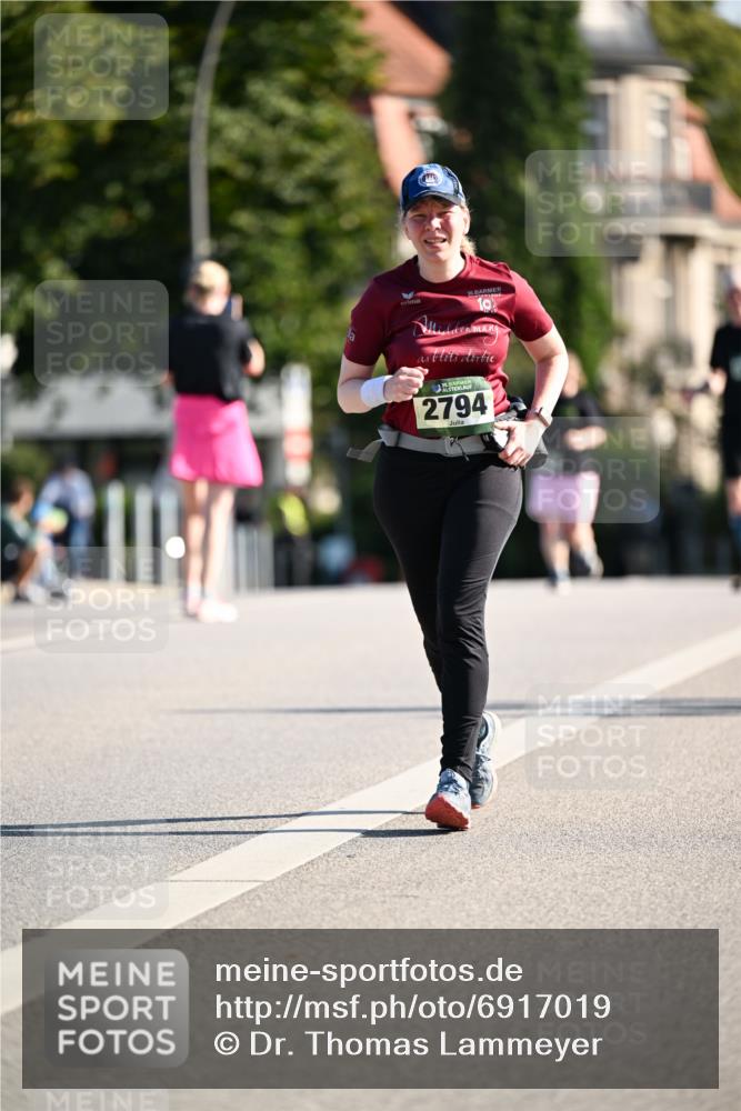 01.09.2024 - BARMER Alsterlauf Dr. Thomas Lammeyer http://msf.ph/oto/6917019 01.09.2024 09:49:18 Laufen 20, 10, 2794 meine-sportfotos.de