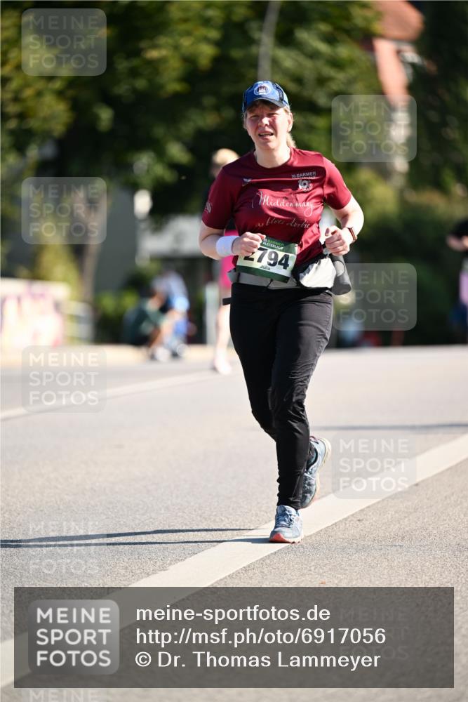 01.09.2024 - BARMER Alsterlauf Dr. Thomas Lammeyer http://msf.ph/oto/6917056 01.09.2024 09:49:19 Laufen 30, 5, 2794 meine-sportfotos.de