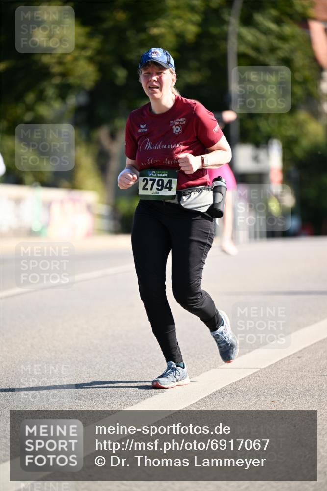 01.09.2024 - BARMER Alsterlauf Dr. Thomas Lammeyer http://msf.ph/oto/6917067 01.09.2024 09:49:19 Laufen 30, 10, 35, 2794 meine-sportfotos.de