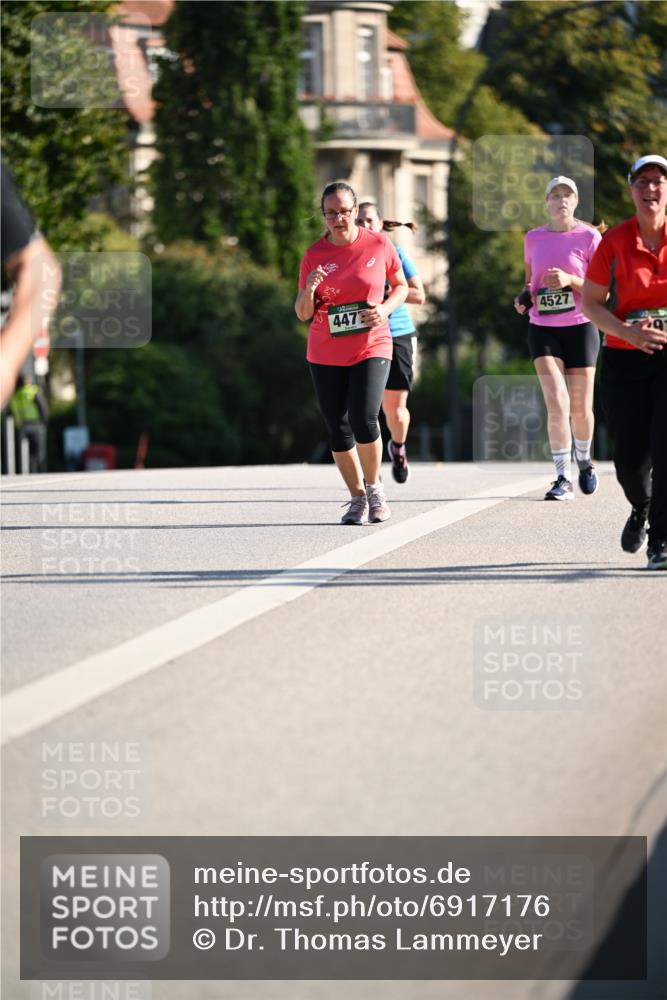 01.09.2024 - BARMER Alsterlauf Dr. Thomas Lammeyer http://msf.ph/oto/6917176 01.09.2024 09:49:35 Laufen 4527, 447, 291 meine-sportfotos.de