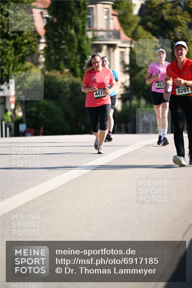 01.09.2024 - BARMER Alsterlauf Dr. Thomas Lammeyer http://msf.ph/oto/6917185 01.09.2024 09:49:35 Laufen 4472, 452, 8291 meine-sportfotos.de