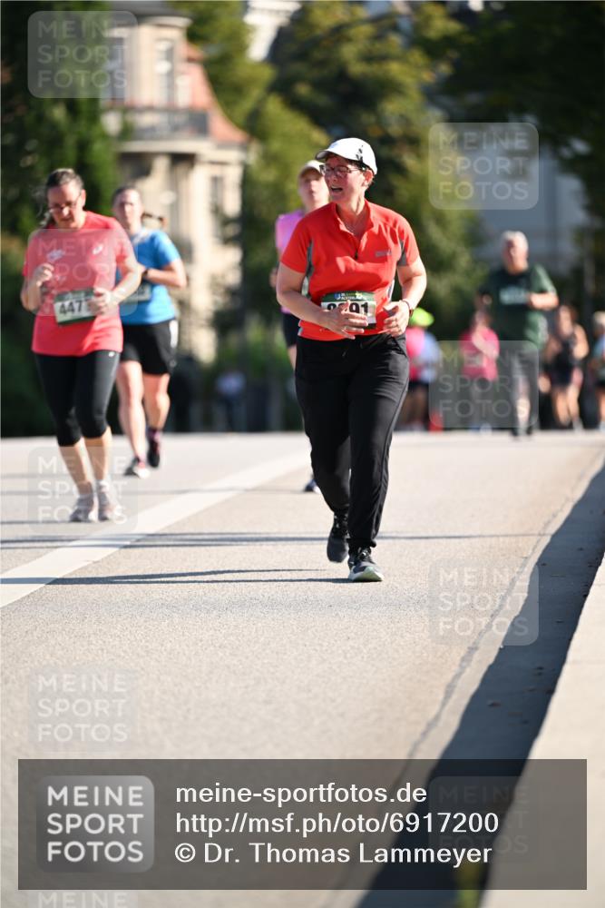 01.09.2024 - BARMER Alsterlauf Dr. Thomas Lammeyer http://msf.ph/oto/6917200 01.09.2024 09:49:36 Laufen 447, 01 meine-sportfotos.de