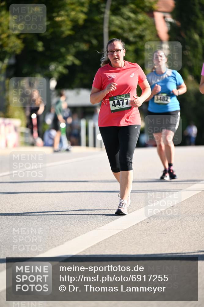 01.09.2024 - BARMER Alsterlauf Dr. Thomas Lammeyer http://msf.ph/oto/6917255 01.09.2024 09:49:40 Laufen 35, 4477, 3482 meine-sportfotos.de