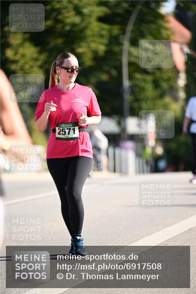 01.09.2024 - BARMER Alsterlauf Dr. Thomas Lammeyer http://msf.ph/oto/6917508 01.09.2024 09:50:02 Laufen 135, 2571 meine-sportfotos.de