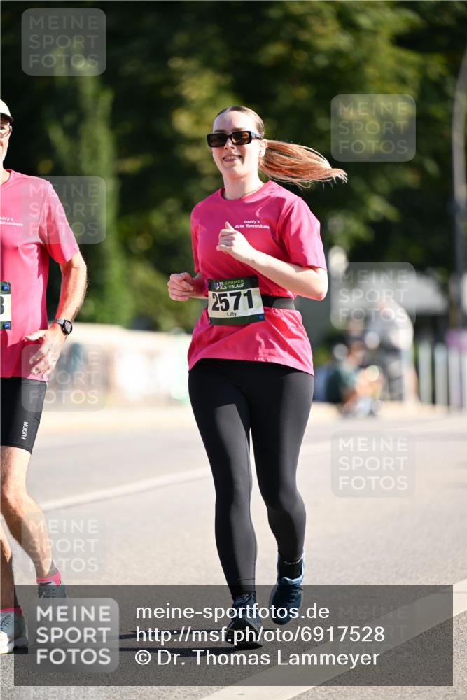 01.09.2024 - BARMER Alsterlauf Dr. Thomas Lammeyer http://msf.ph/oto/6917528 01.09.2024 09:50:02 Laufen 135, 2571 meine-sportfotos.de