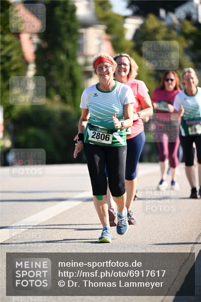 01.09.2024 - BARMER Alsterlauf Dr. Thomas Lammeyer http://msf.ph/oto/6917617 01.09.2024 09:50:07 Laufen 2806 meine-sportfotos.de