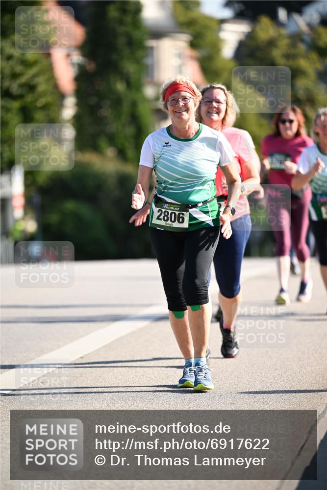 01.09.2024 - BARMER Alsterlauf Dr. Thomas Lammeyer http://msf.ph/oto/6917622 01.09.2024 09:50:07 Laufen 15, 2806 meine-sportfotos.de