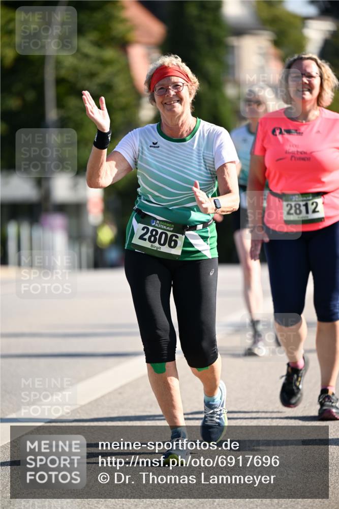 01.09.2024 - BARMER Alsterlauf Dr. Thomas Lammeyer http://msf.ph/oto/6917696 01.09.2024 09:50:09 Laufen 35, 2806, 2812 meine-sportfotos.de