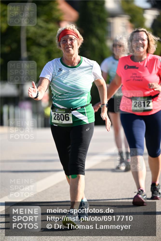 01.09.2024 - BARMER Alsterlauf Dr. Thomas Lammeyer http://msf.ph/oto/6917710 01.09.2024 09:50:09 Laufen 2806, 2812 meine-sportfotos.de