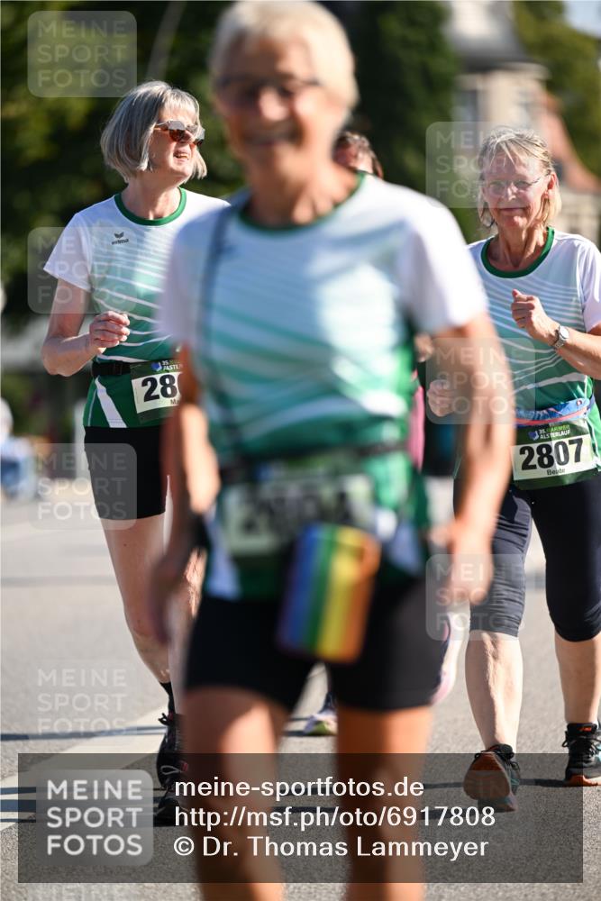 01.09.2024 - BARMER Alsterlauf Dr. Thomas Lammeyer http://msf.ph/oto/6917808 01.09.2024 09:50:12 Laufen 35, 28, 35, 2807 meine-sportfotos.de