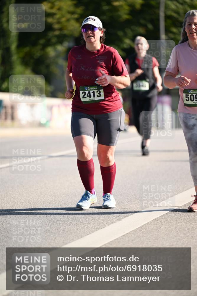 01.09.2024 - BARMER Alsterlauf Dr. Thomas Lammeyer http://msf.ph/oto/6918035 01.09.2024 09:50:23 Laufen 30, 35, 2413, 35, 509 meine-sportfotos.de