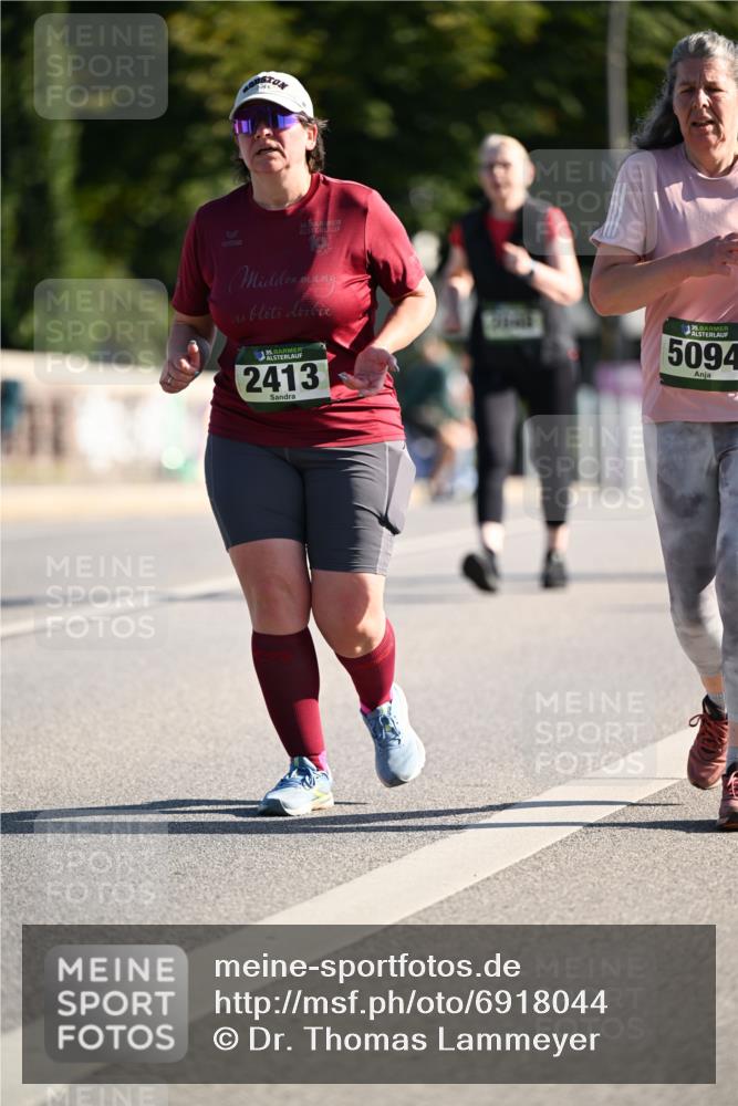 01.09.2024 - BARMER Alsterlauf Dr. Thomas Lammeyer http://msf.ph/oto/6918044 01.09.2024 09:50:23 Laufen 35, 2413, 35, 5094 meine-sportfotos.de