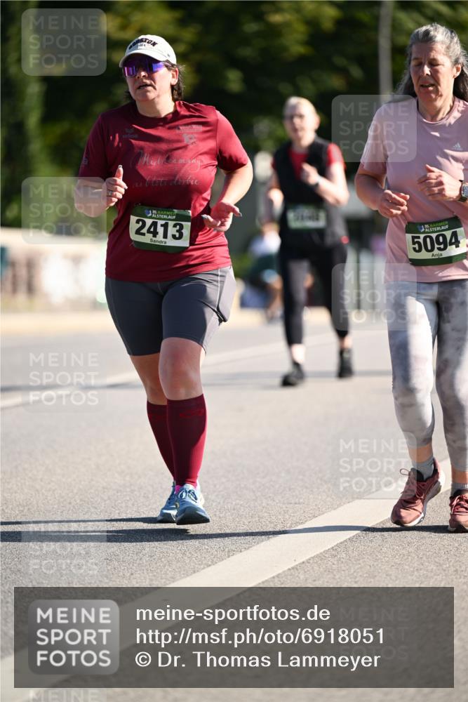 01.09.2024 - BARMER Alsterlauf Dr. Thomas Lammeyer http://msf.ph/oto/6918051 01.09.2024 09:50:23 Laufen 10, 35, 2413, 35, 5094 meine-sportfotos.de