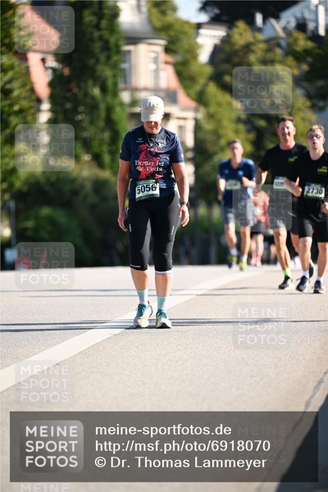 01.09.2024 - BARMER Alsterlauf Dr. Thomas Lammeyer http://msf.ph/oto/6918070 01.09.2024 09:50:25 Laufen 5056, 2730 meine-sportfotos.de