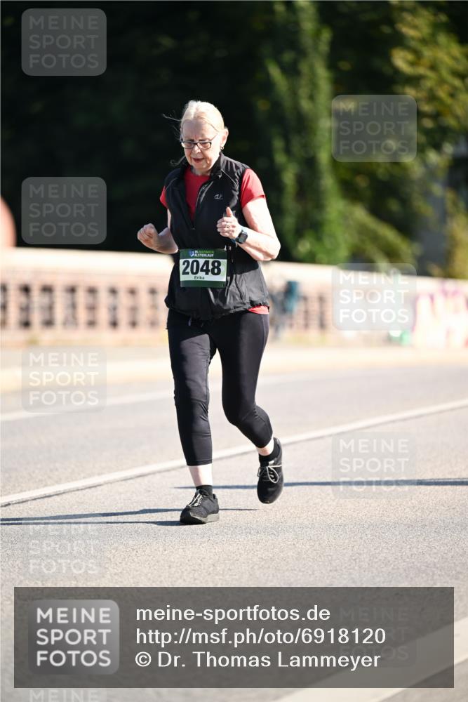 01.09.2024 - BARMER Alsterlauf Dr. Thomas Lammeyer http://msf.ph/oto/6918120 01.09.2024 09:50:27 Laufen 135, 2048 meine-sportfotos.de
