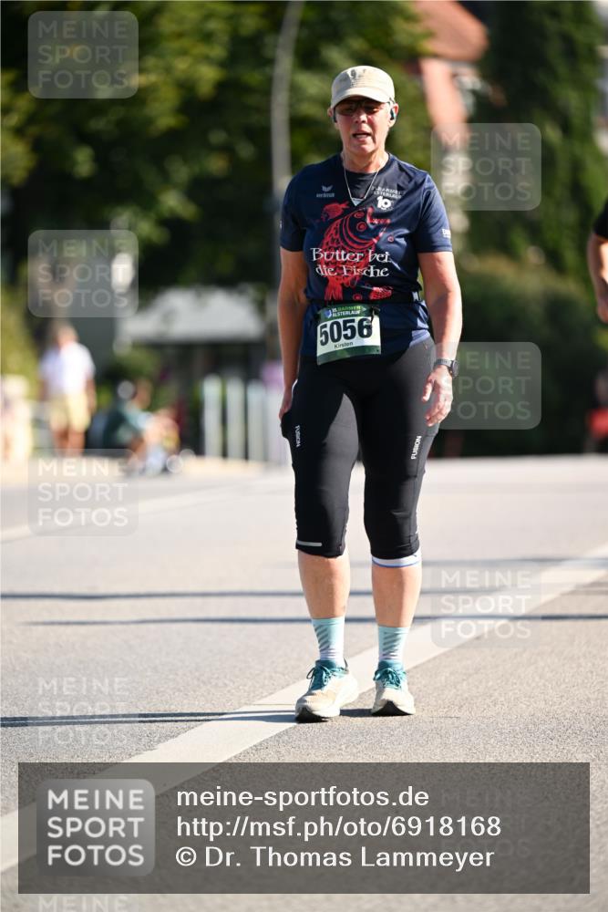 01.09.2024 - BARMER Alsterlauf Dr. Thomas Lammeyer http://msf.ph/oto/6918168 01.09.2024 09:50:29 Laufen 35, 5056 meine-sportfotos.de