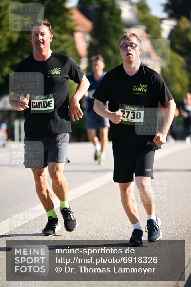 01.09.2024 - BARMER Alsterlauf Dr. Thomas Lammeyer http://msf.ph/oto/6918326 01.09.2024 09:50:32 Laufen 35, 2730 meine-sportfotos.de