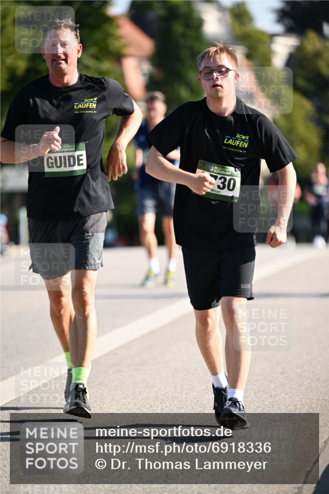 01.09.2024 - BARMER Alsterlauf Dr. Thomas Lammeyer http://msf.ph/oto/6918336 01.09.2024 09:50:32 Laufen 35, 30 meine-sportfotos.de
