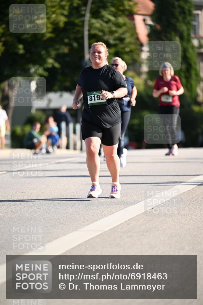 01.09.2024 - BARMER Alsterlauf Dr. Thomas Lammeyer http://msf.ph/oto/6918463 01.09.2024 09:50:44 Laufen 8193 meine-sportfotos.de