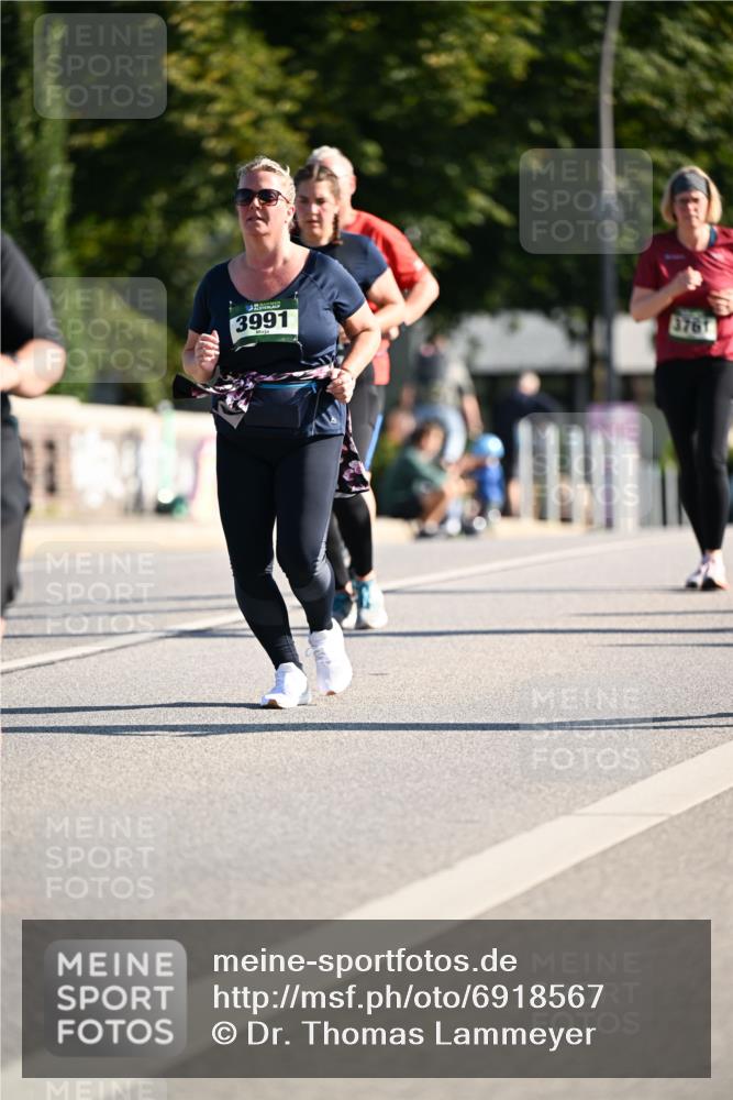 01.09.2024 - BARMER Alsterlauf Dr. Thomas Lammeyer http://msf.ph/oto/6918567 01.09.2024 09:50:47 Laufen 3991, 3761 meine-sportfotos.de