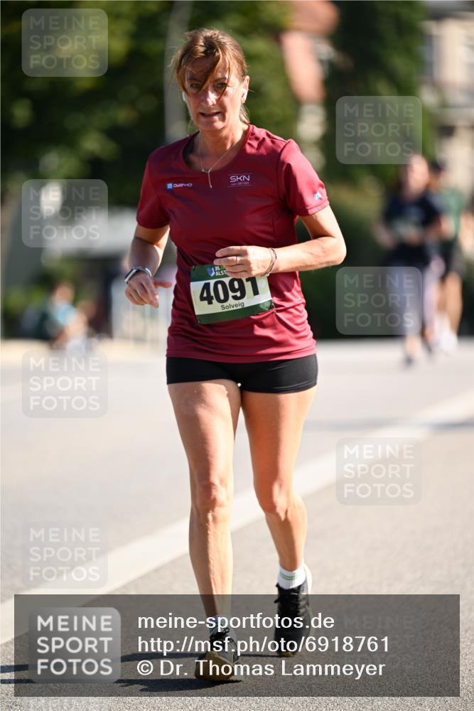 01.09.2024 - BARMER Alsterlauf Dr. Thomas Lammeyer http://msf.ph/oto/6918761 01.09.2024 09:50:53 Laufen 135, 4091 meine-sportfotos.de