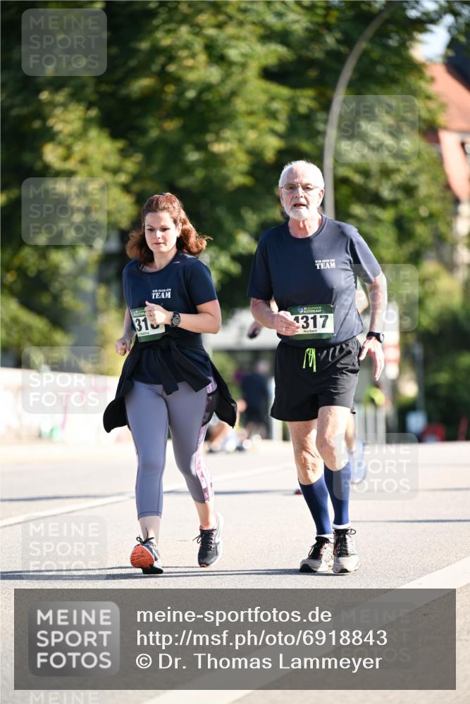01.09.2024 - BARMER Alsterlauf Dr. Thomas Lammeyer http://msf.ph/oto/6918843 01.09.2024 09:51:00 Laufen 31, 317 meine-sportfotos.de