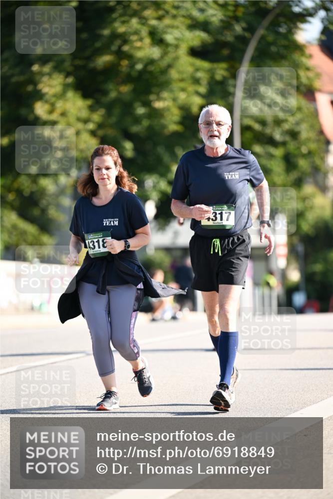01.09.2024 - BARMER Alsterlauf Dr. Thomas Lammeyer http://msf.ph/oto/6918849 01.09.2024 09:51:00 Laufen 1318, 317 meine-sportfotos.de