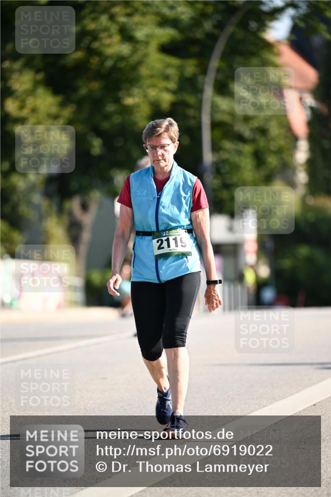 01.09.2024 - BARMER Alsterlauf Dr. Thomas Lammeyer http://msf.ph/oto/6919022 01.09.2024 09:51:08 Laufen 5, 2119 meine-sportfotos.de