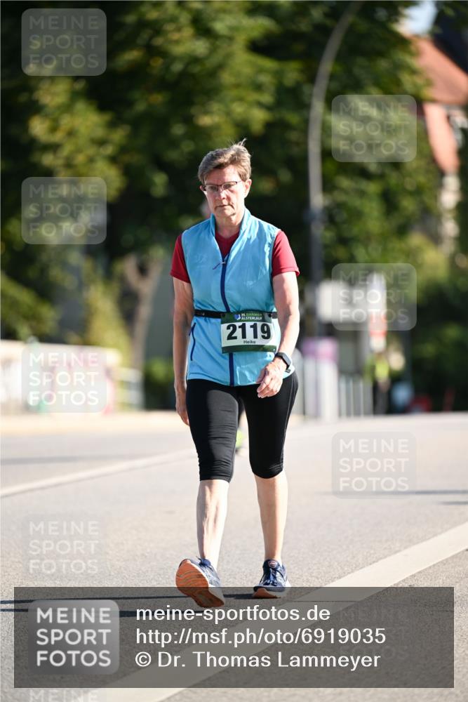 01.09.2024 - BARMER Alsterlauf Dr. Thomas Lammeyer http://msf.ph/oto/6919035 01.09.2024 09:51:08 Laufen 35, 2119 meine-sportfotos.de