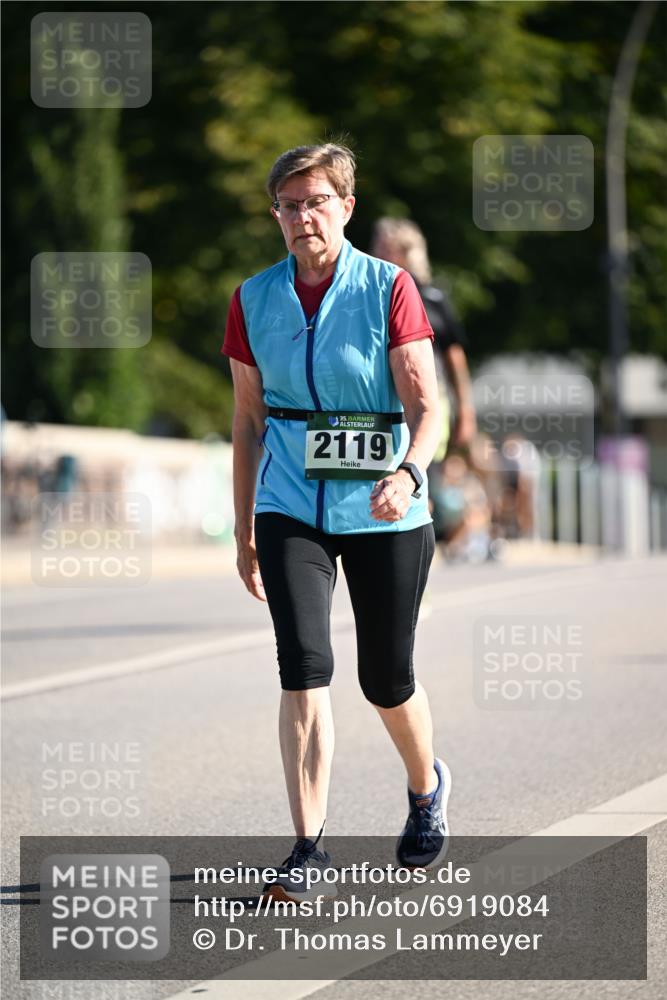 01.09.2024 - BARMER Alsterlauf Dr. Thomas Lammeyer http://msf.ph/oto/6919084 01.09.2024 09:51:09 Laufen 35, 2119 meine-sportfotos.de