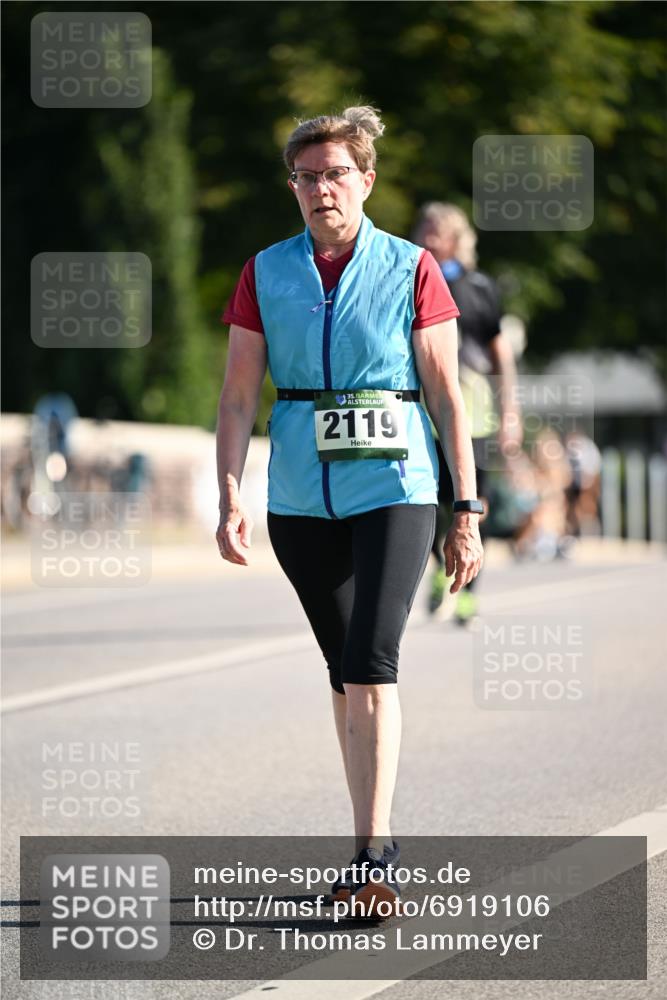 01.09.2024 - BARMER Alsterlauf Dr. Thomas Lammeyer http://msf.ph/oto/6919106 01.09.2024 09:51:09 Laufen 35, 2119 meine-sportfotos.de