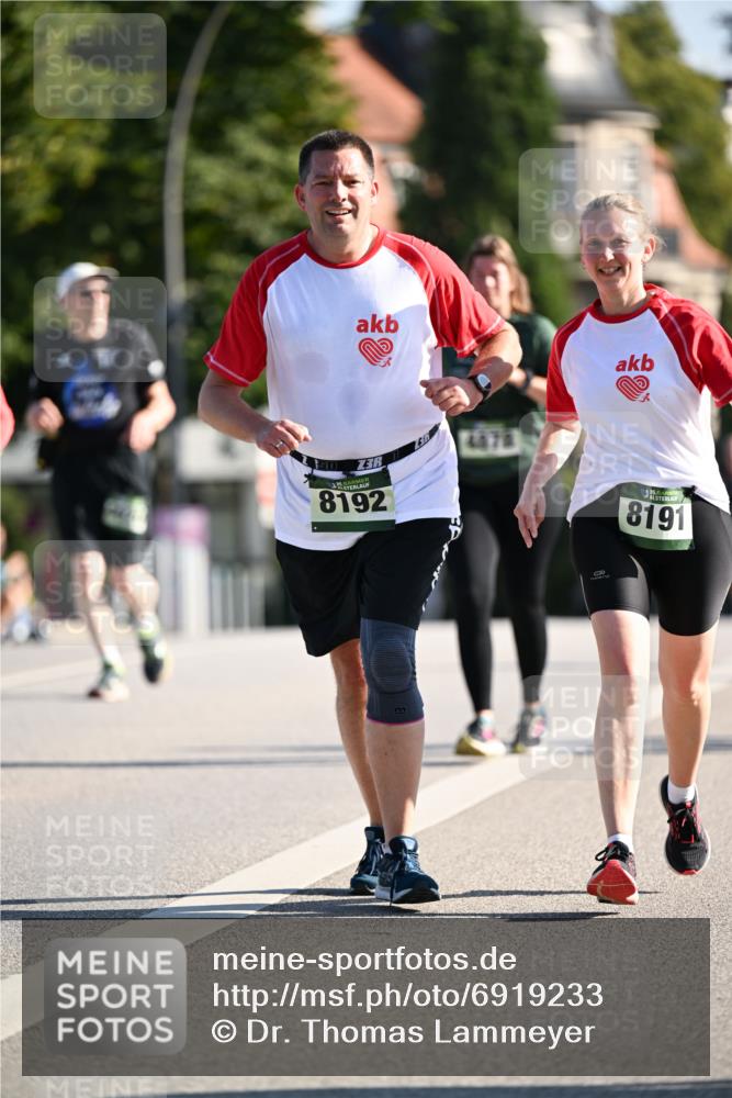 01.09.2024 - BARMER Alsterlauf Dr. Thomas Lammeyer http://msf.ph/oto/6919233 01.09.2024 09:51:15 Laufen 736, 8192, 35, 8191 meine-sportfotos.de