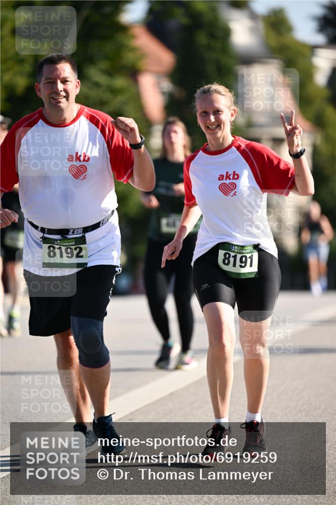 01.09.2024 - BARMER Alsterlauf Dr. Thomas Lammeyer http://msf.ph/oto/6919259 01.09.2024 09:51:16 Laufen 3, 35, 8192, 35, 8191 meine-sportfotos.de