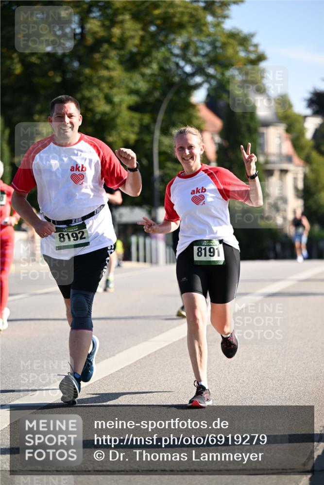01.09.2024 - BARMER Alsterlauf Dr. Thomas Lammeyer http://msf.ph/oto/6919279 01.09.2024 09:51:16 Laufen 3, 8192, 8191 meine-sportfotos.de