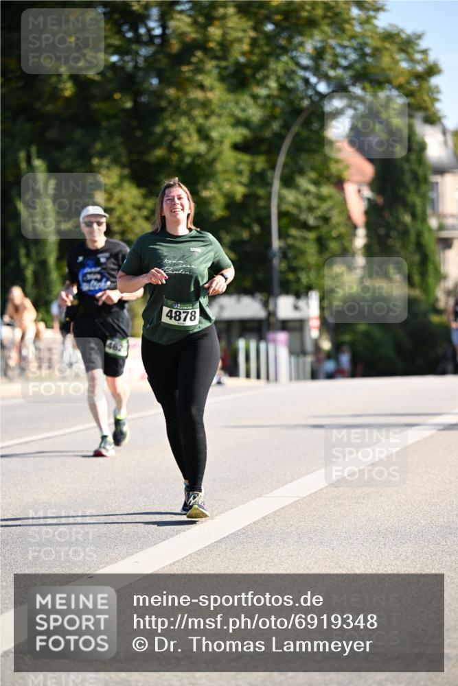 01.09.2024 - BARMER Alsterlauf Dr. Thomas Lammeyer http://msf.ph/oto/6919348 01.09.2024 09:51:18 Laufen 4878 meine-sportfotos.de