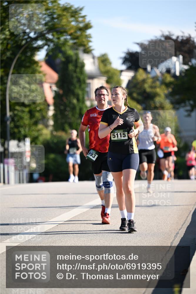 01.09.2024 - BARMER Alsterlauf Dr. Thomas Lammeyer http://msf.ph/oto/6919395 01.09.2024 09:51:22 Laufen 993, 5115 meine-sportfotos.de