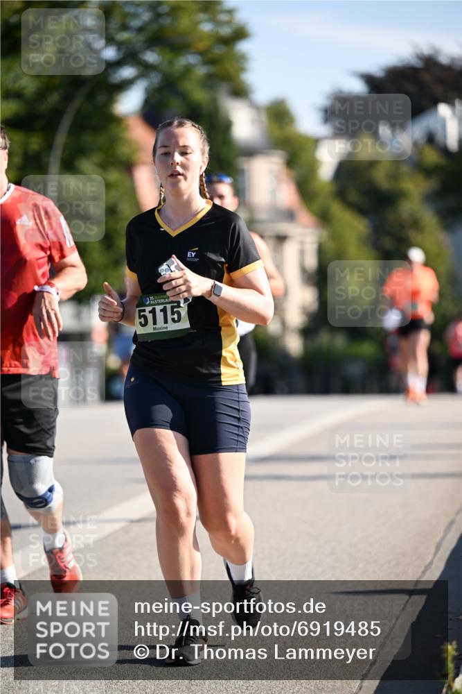 01.09.2024 - BARMER Alsterlauf Dr. Thomas Lammeyer http://msf.ph/oto/6919485 01.09.2024 09:51:25 Laufen 35, 5115 meine-sportfotos.de