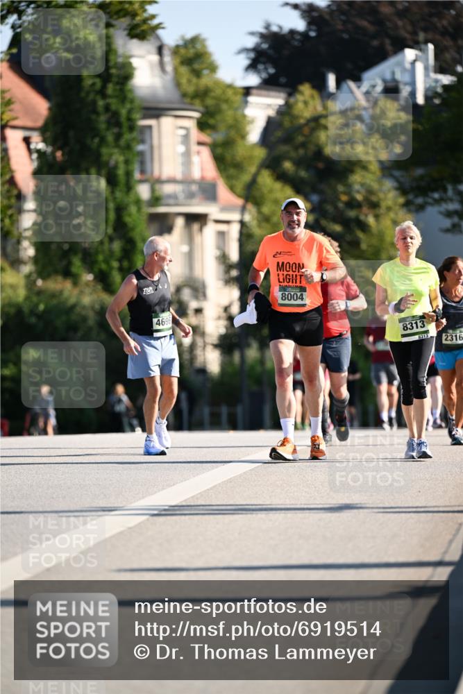 01.09.2024 - BARMER Alsterlauf Dr. Thomas Lammeyer http://msf.ph/oto/6919514 01.09.2024 09:51:29 Laufen 4696, 8004, 8313, 8313, 2316 meine-sportfotos.de