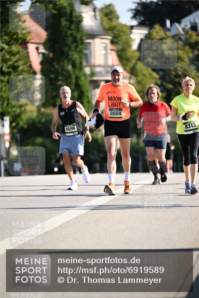 01.09.2024 - BARMER Alsterlauf Dr. Thomas Lammeyer http://msf.ph/oto/6919589 01.09.2024 09:51:31 Laufen 4696, 24, 8004, 8313, 8313 meine-sportfotos.de