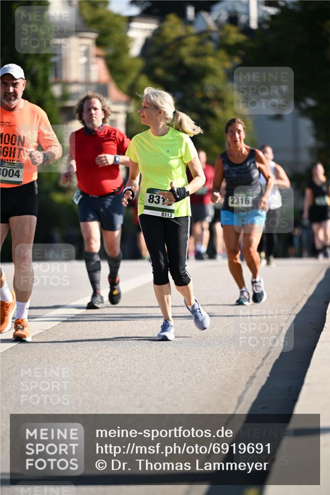 01.09.2024 - BARMER Alsterlauf Dr. Thomas Lammeyer http://msf.ph/oto/6919691 01.09.2024 09:51:34 Laufen 100, 2004, 831, 8313, 2316 meine-sportfotos.de