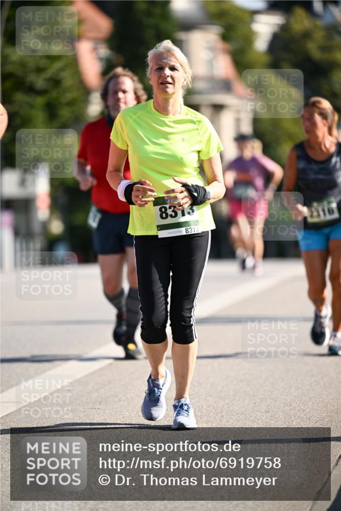 01.09.2024 - BARMER Alsterlauf Dr. Thomas Lammeyer http://msf.ph/oto/6919758 01.09.2024 09:51:36 Laufen 8313, 8313 meine-sportfotos.de