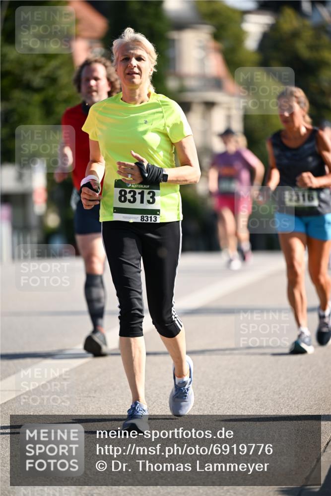 01.09.2024 - BARMER Alsterlauf Dr. Thomas Lammeyer http://msf.ph/oto/6919776 01.09.2024 09:51:37 Laufen 8313, 8313, 2316 meine-sportfotos.de