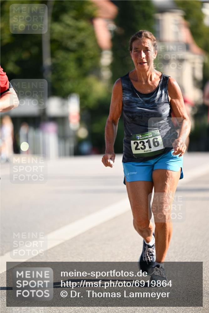 01.09.2024 - BARMER Alsterlauf Dr. Thomas Lammeyer http://msf.ph/oto/6919864 01.09.2024 09:51:40 Laufen 35, 2316 meine-sportfotos.de