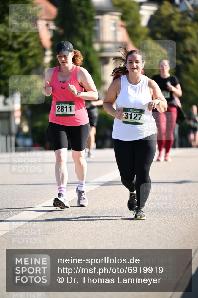 01.09.2024 - BARMER Alsterlauf Dr. Thomas Lammeyer http://msf.ph/oto/6919919 01.09.2024 09:51:43 Laufen 35, 2811, 3127 meine-sportfotos.de